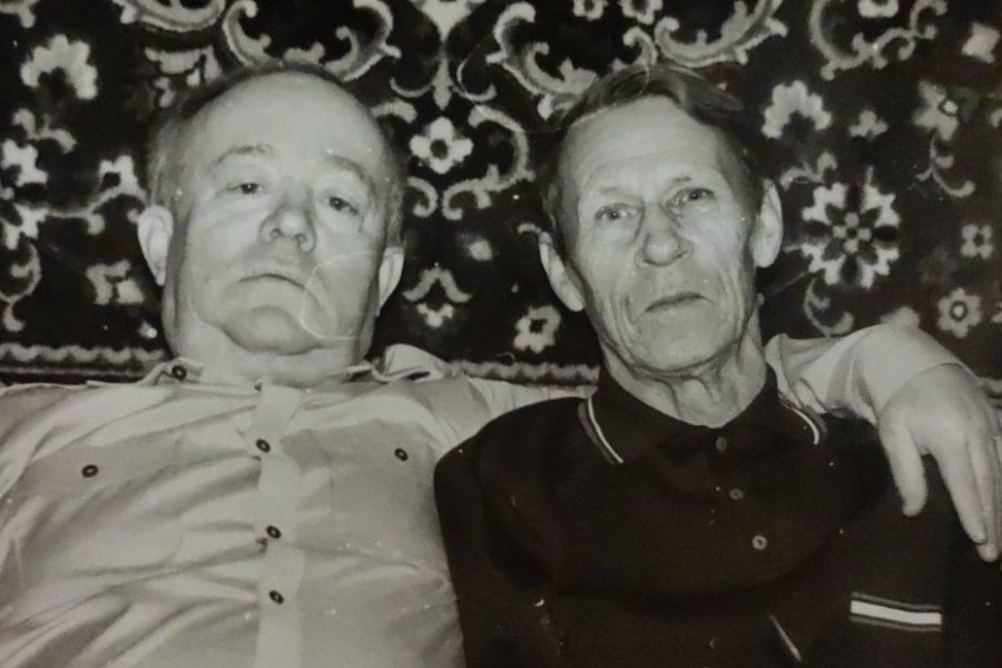 Иван Подчашинский и Николай Мартынов во время встречи 9 мая 1989 года. Фото из семейного архива Дмитрия Богомолова.